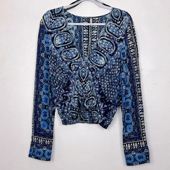 Free People Women’s M Wild & Free Cropped Paisley Long Sleeve Blouse - Picture 1 of 10